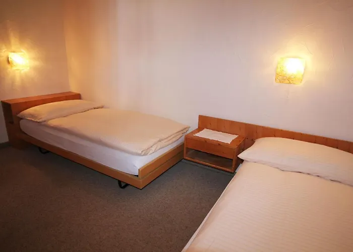 Residenza Lagrev 1 1 2 Zimmerwohnung Nr 011 - Typ 15a - Hochparterre - N W Sils Maria